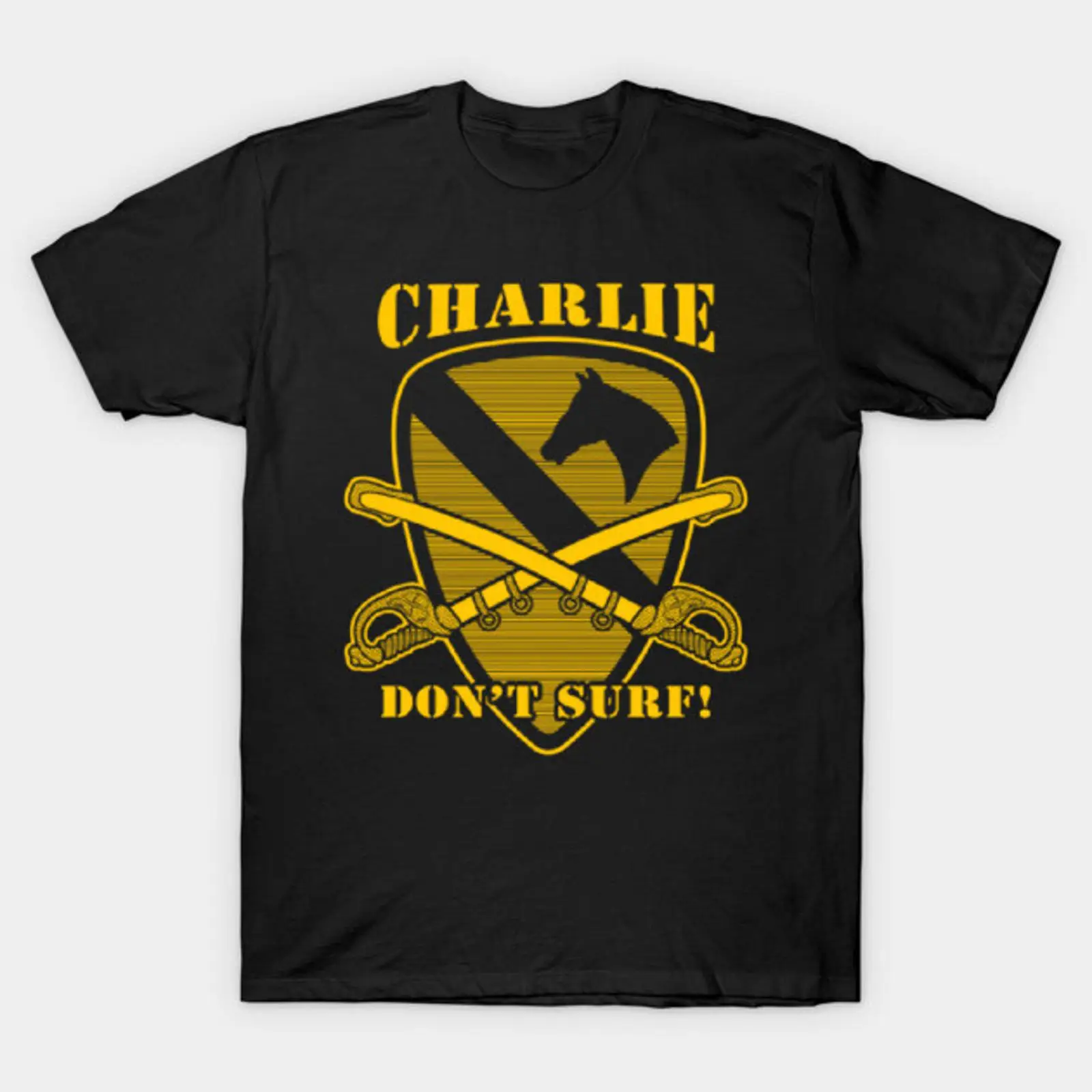 Vintage Fashion Now - Apocalypse Now Zitat „Charlie Don't Surf“