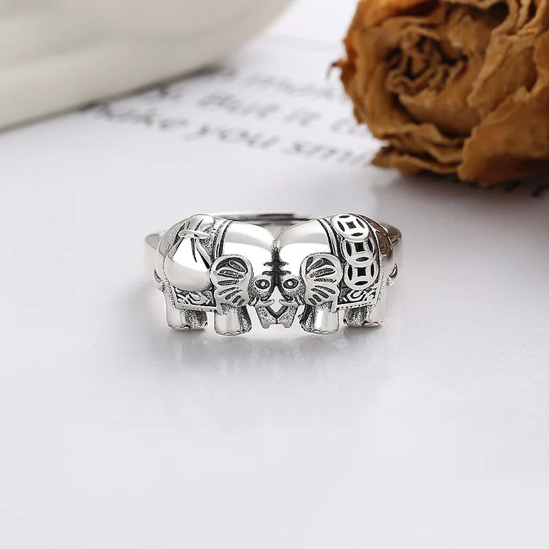 Qn neuer glücklicher Elefant g – Vintage Fashion Meaning Bewertung und Preis